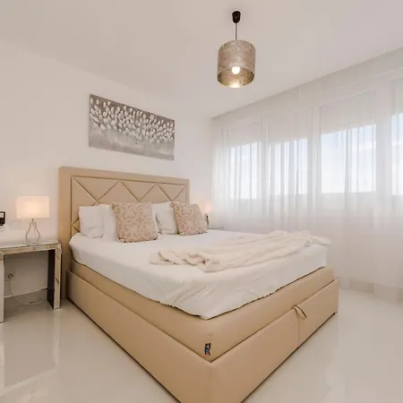 Urban Luxury Lejlighed *