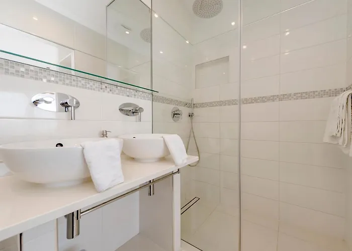 Urban Luxury * זאדאר